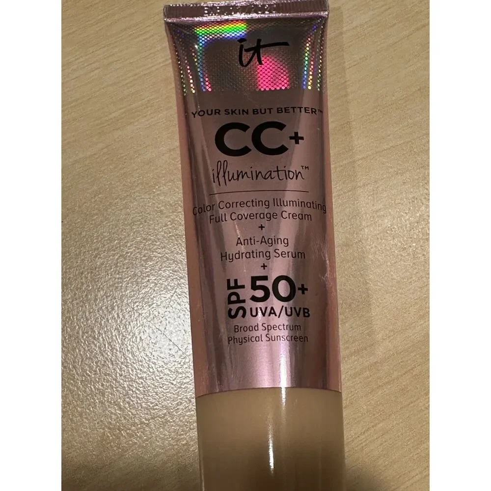 IT Cosmetics CC+ Illumination SPF 50 Medium Foundation Super Size 2.53 oz Box